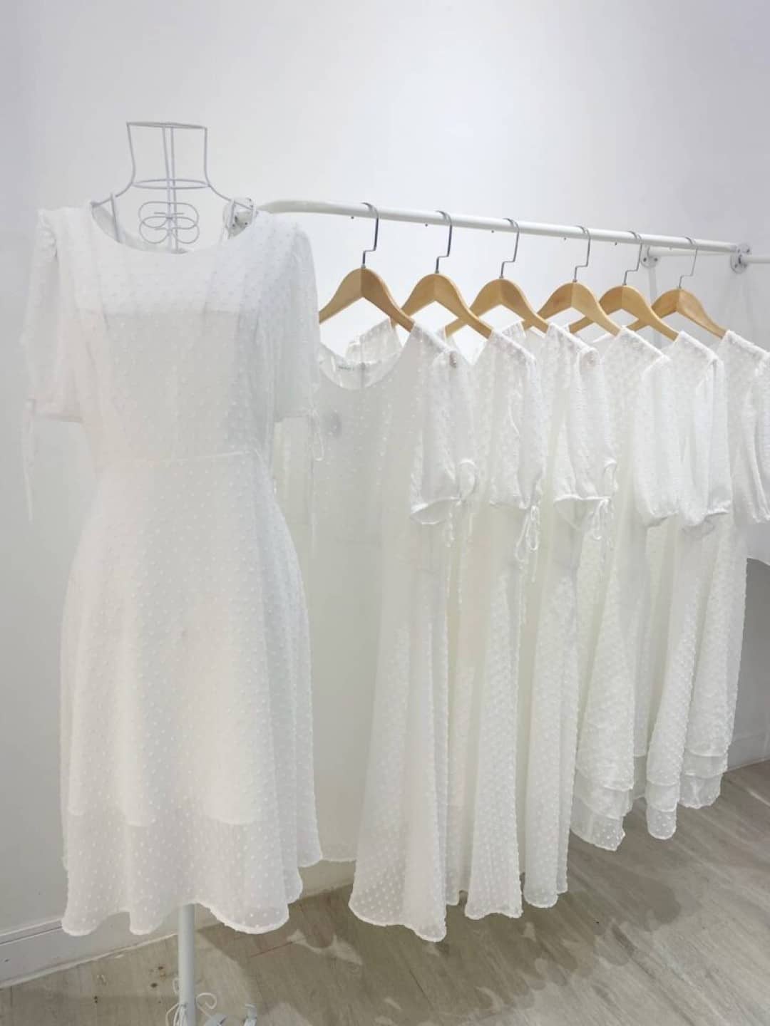 đầm trắng big size đi lễ, chùa