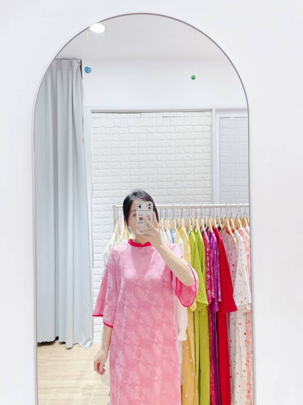 Áo dài hồng viền cổ và tay AD22