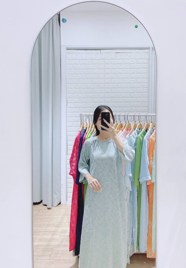 Áo dài cổ tròn nơ 2 bên AD30