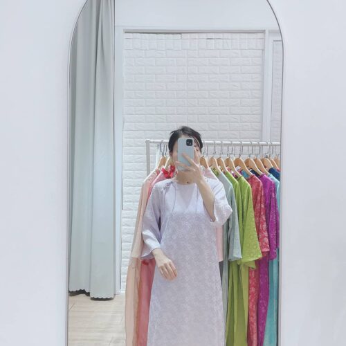 Alternative view of Modern Ao Dai AD31