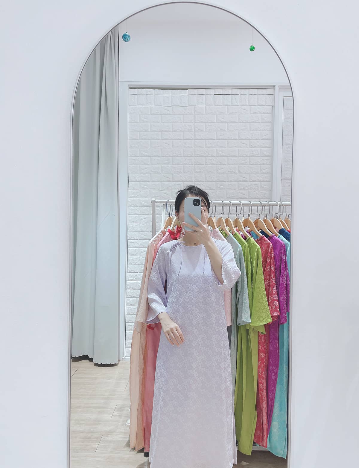 Áo dài màu tím cổ tròn nơ 2 bên AD31 - Ảnh 3