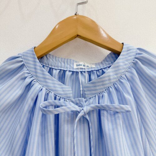 Alternative view of Áo sơ mi kiểu big size sọc xanh A85